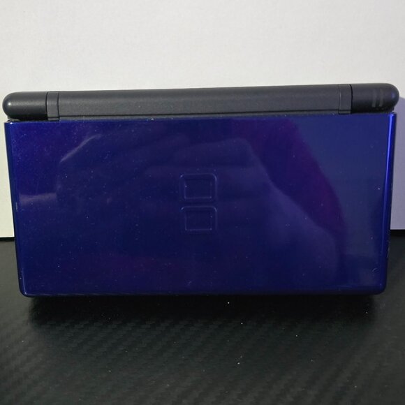 Blue Nintendo DS Lite W/Carrying Case + Charger - Picture 1 of 6